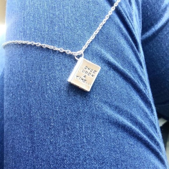 Once Upon A Time Silver tone Necklace - Picture 2 of 6